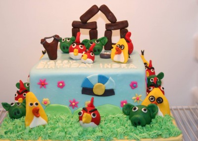 Angry Birds Cake - Ine's Cakes